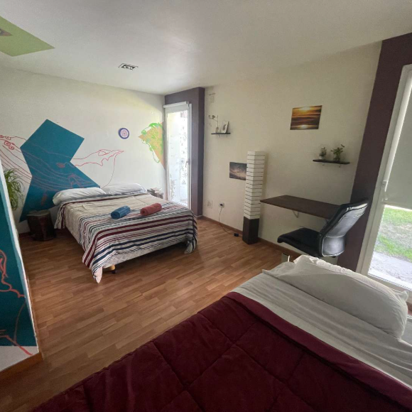 Hostel Roots Backpackers